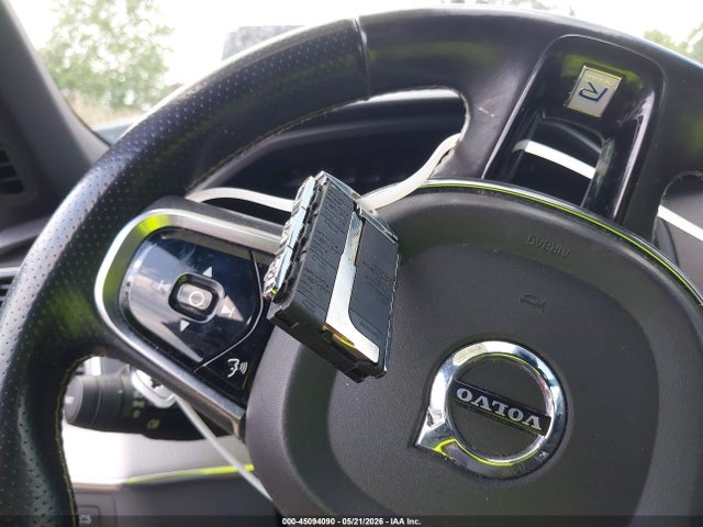 Volvo XC90 T6 R-design