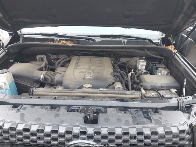 Toyota Tundra Sr5