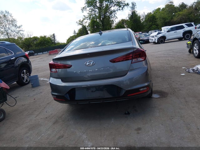 Hyundai ELANTRA Value Edition