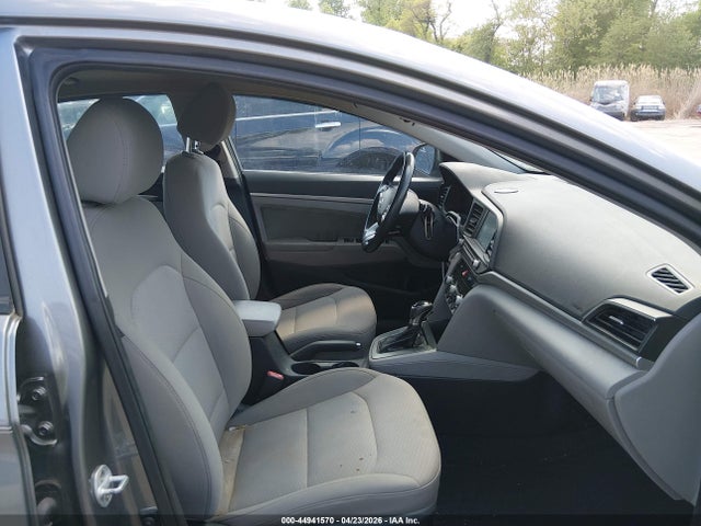 Hyundai ELANTRA Value Edition
