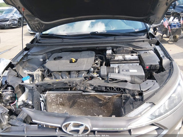 Hyundai ELANTRA Value Edition