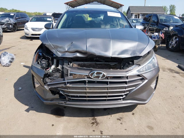 Hyundai ELANTRA Value Edition