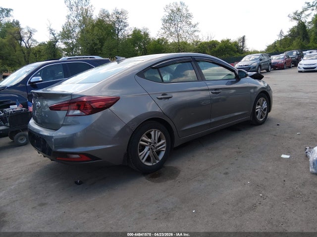 Hyundai ELANTRA Value Edition