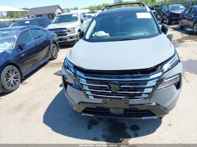 Nissan Rogue Platinum