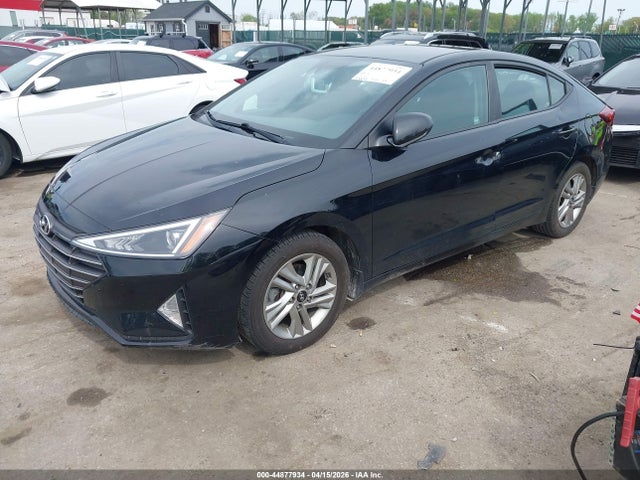 Hyundai ELANTRA Sel