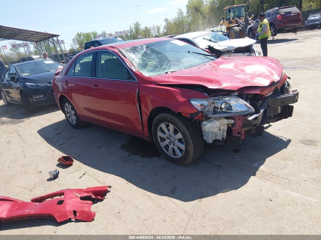 Salvage Toyota Camry Image