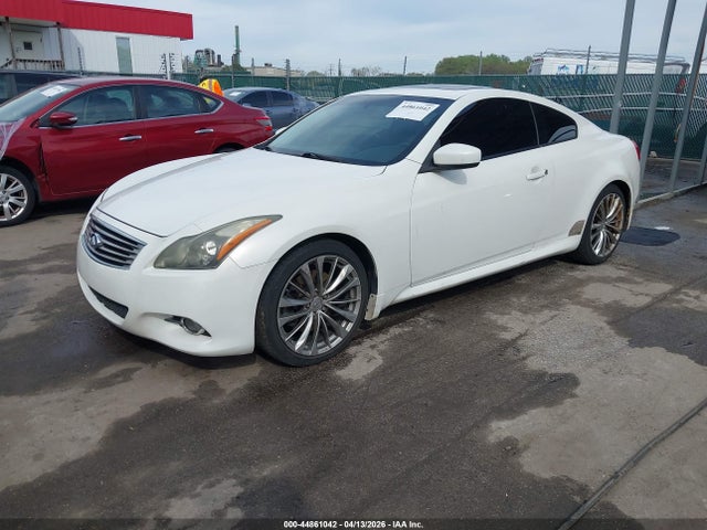 INFINITI G37 Journey