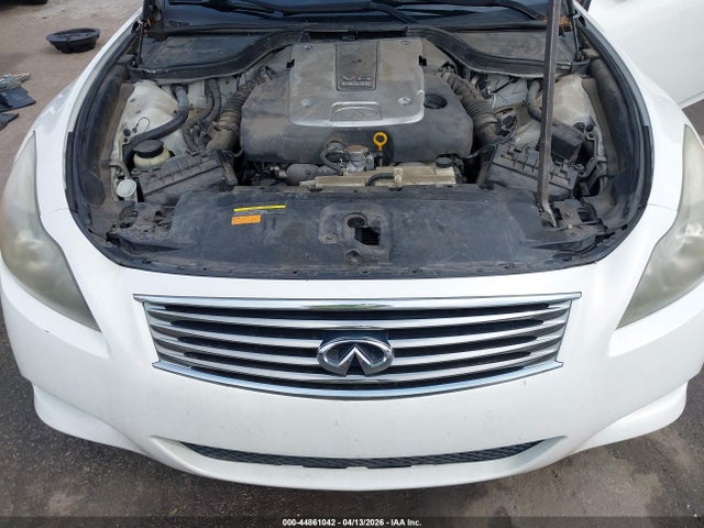 INFINITI G37 Journey
