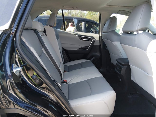 Toyota RAV4 Xle Premium