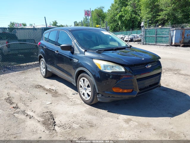 Salvage Ford Escape Image