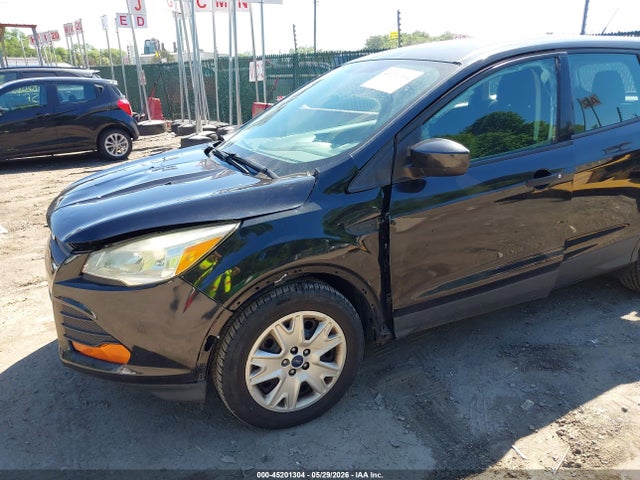 Ford Escape S
