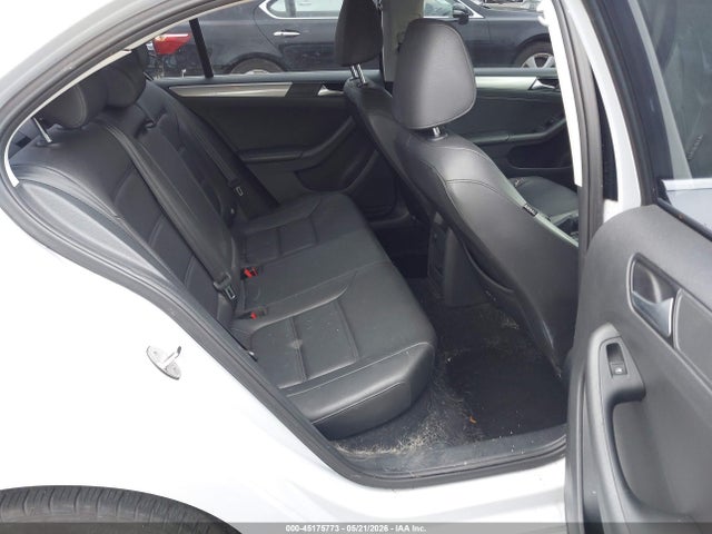 Volkswagen Jetta 1.4t Se