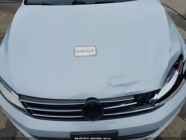 Volkswagen Jetta 1.4t Se