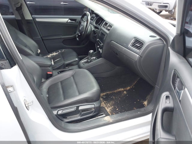 Volkswagen Jetta 1.4t Se