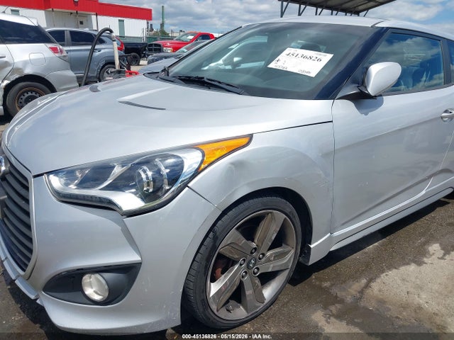 Hyundai VELOSTER