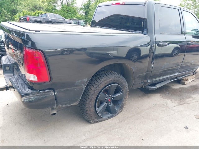 Ram 1500 Express  4x4 5'7 Box