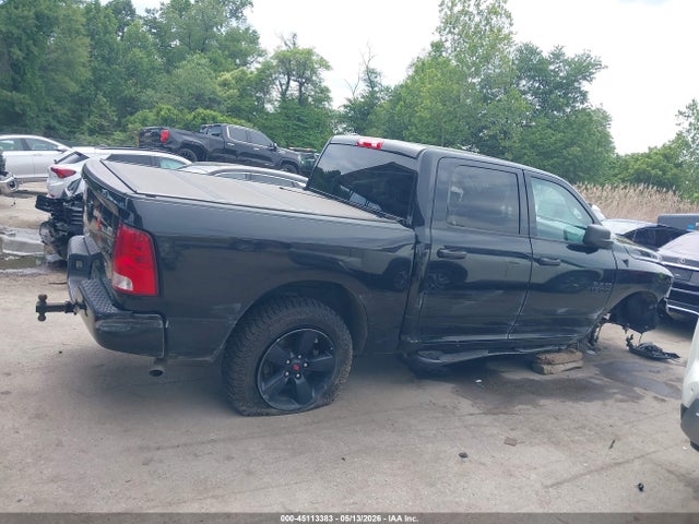 Ram 1500 Express  4x4 5'7 Box
