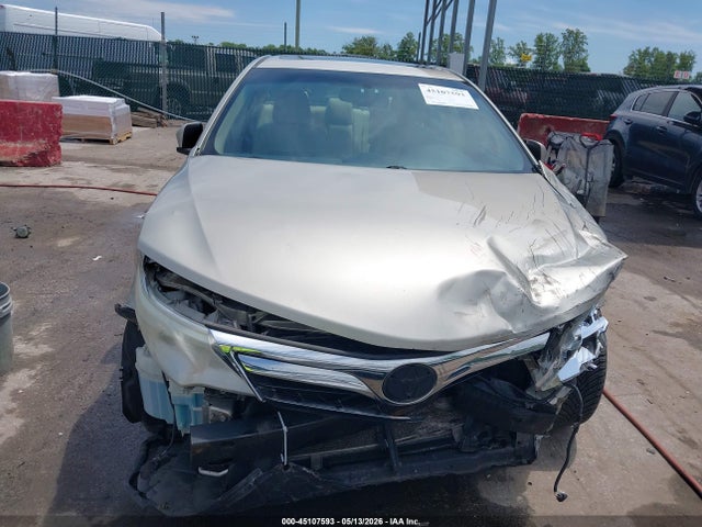 Toyota Camry Xle V6