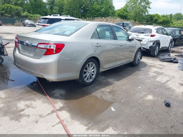 Toyota Camry Xle V6