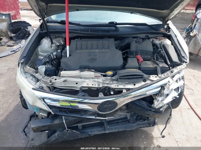Toyota Camry Xle V6