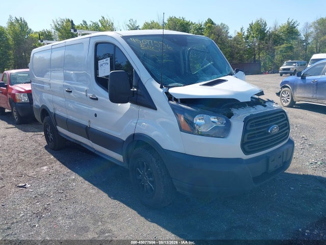 Salvage Ford Transit Image