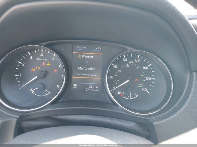 Nissan Rogue S