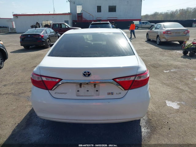 Toyota Camry Le