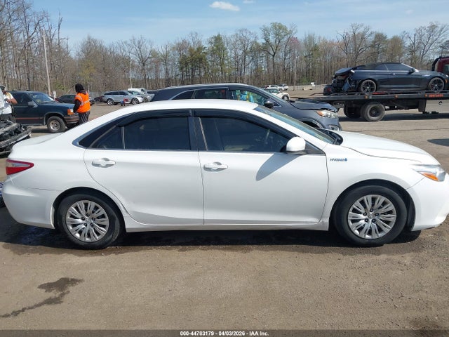 Toyota Camry Le