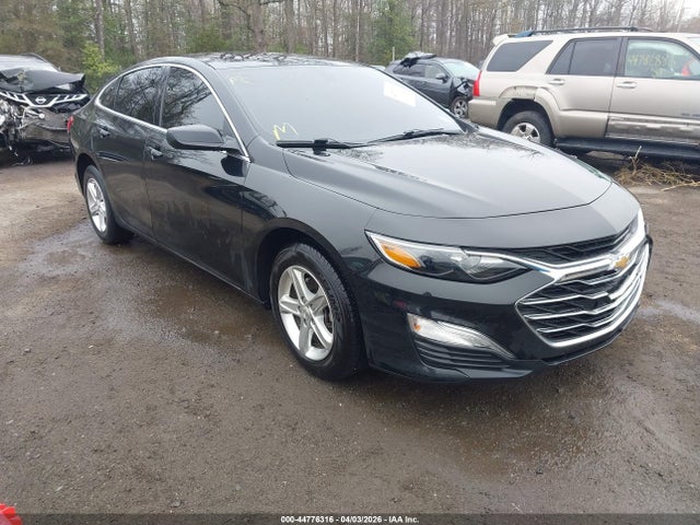 Salvage Chevrolet Malibu Image