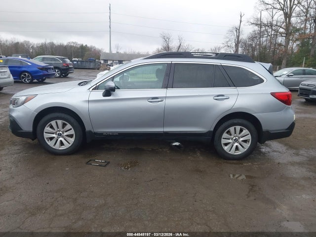 Subaru Outback 2.5i Premium