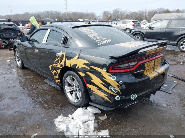 Dodge Charger Sxt