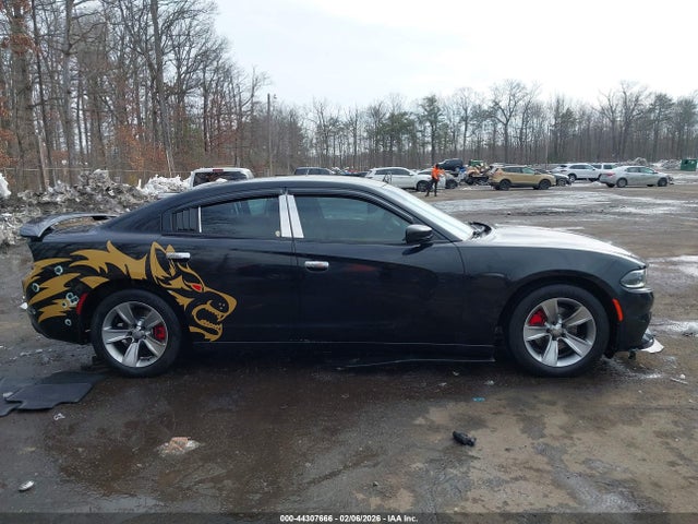 Dodge Charger Sxt