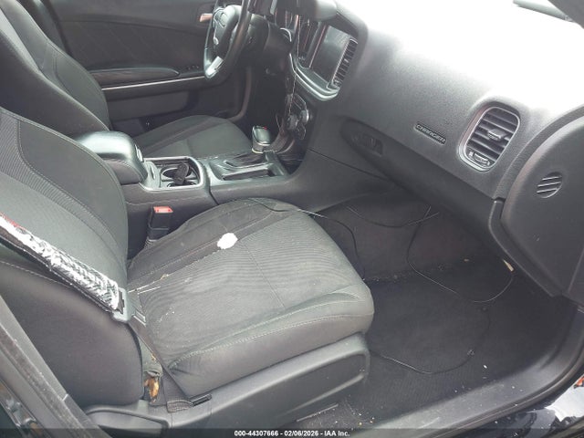Dodge Charger Sxt