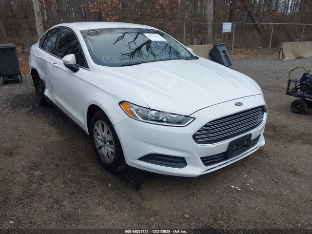 Salvage Ford Fusion Image