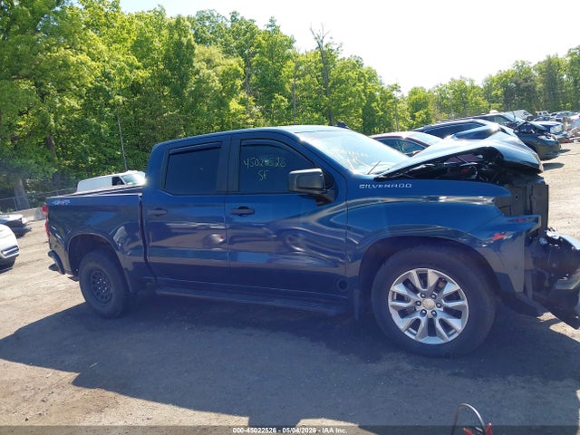 Chevrolet Silverado 1500 4wd  Short Bed Custom