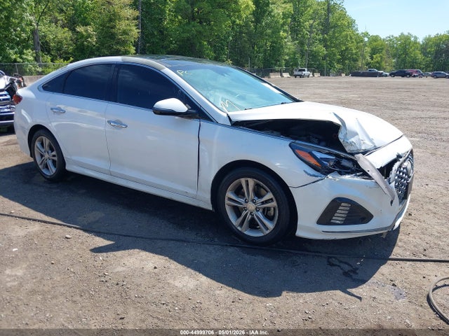 Salvage Hyundai SONATA Image