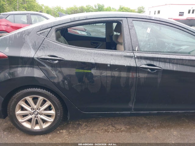 Hyundai ELANTRA Se