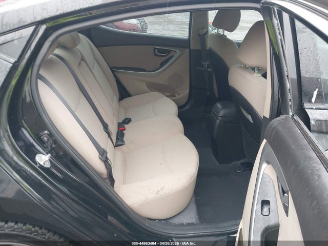 Hyundai ELANTRA Se