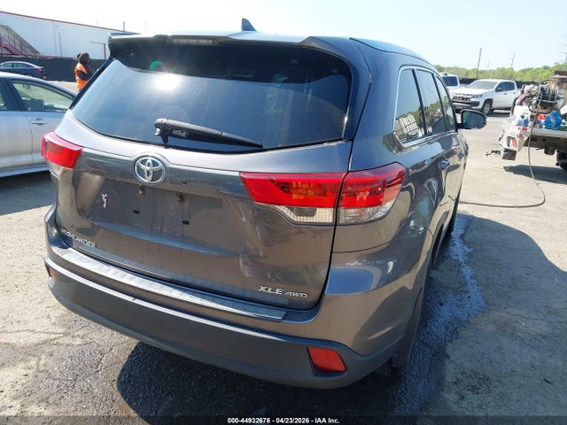 Toyota Highlander Xle