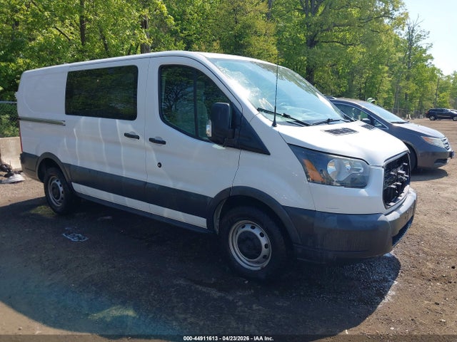 Salvage Ford Transit Image