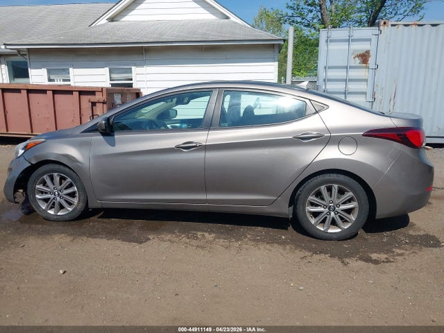Hyundai ELANTRA Se