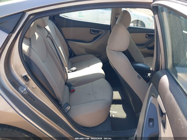 Hyundai ELANTRA Se