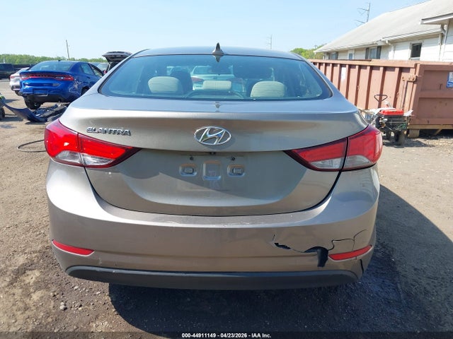 Hyundai ELANTRA Se