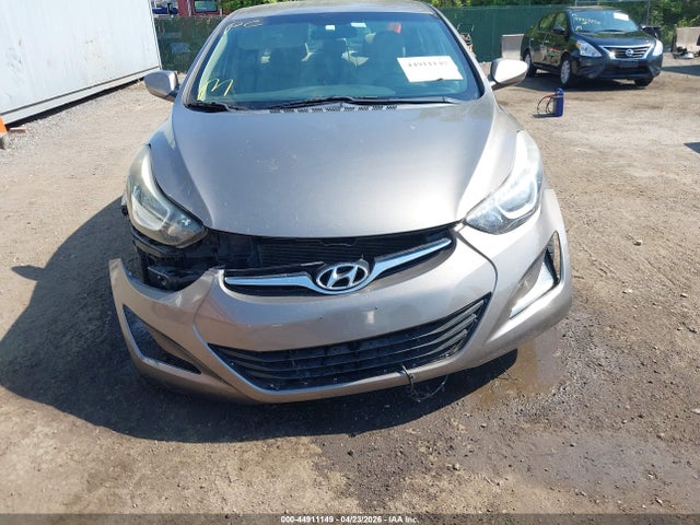 Hyundai ELANTRA Se