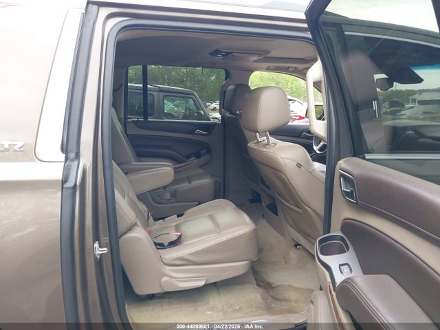 Chevrolet Suburban Ltz