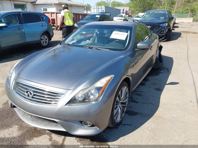 INFINITI Q60