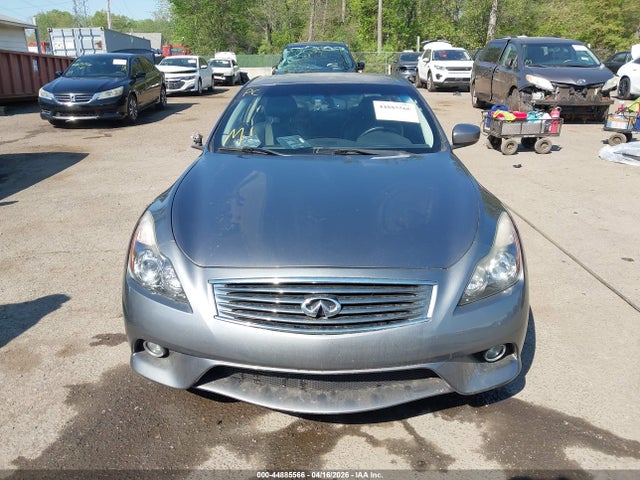 INFINITI Q60