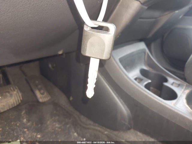 Nissan Versa 1.8 S