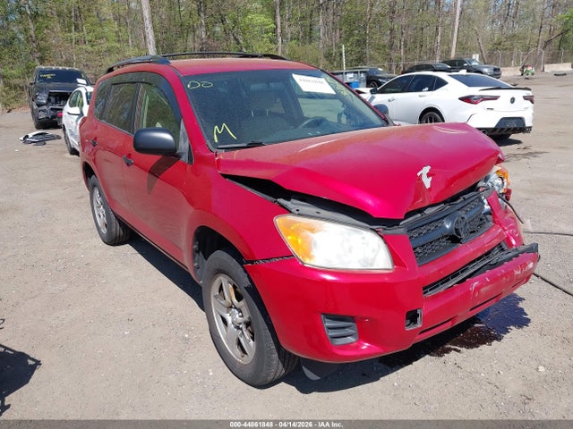 Salvage Toyota RAV4 Image