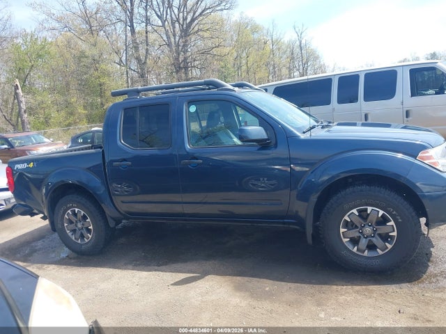 Nissan Frontier Pro-4x 4x4